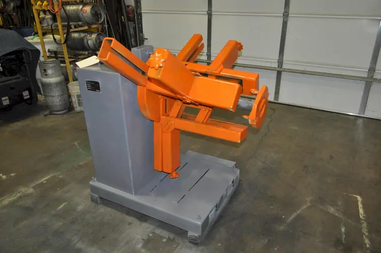 Used _UNKNOWN_ R-25 Uncoilers | D & D Industries #438606
