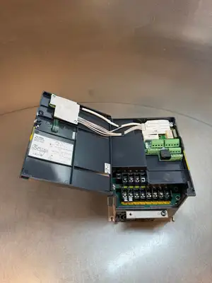 Schneider Electric ATV312HU22N4 Altivar 2.2KW 3HP 380-500V (3.3.2)