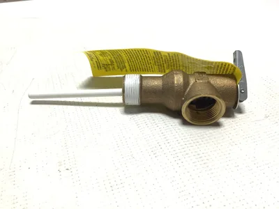 American Water Heater Co. 035505627162 Temperature & Pressure Relief Valve 3/4″Male