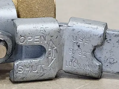 USED RUB INC. CW617N