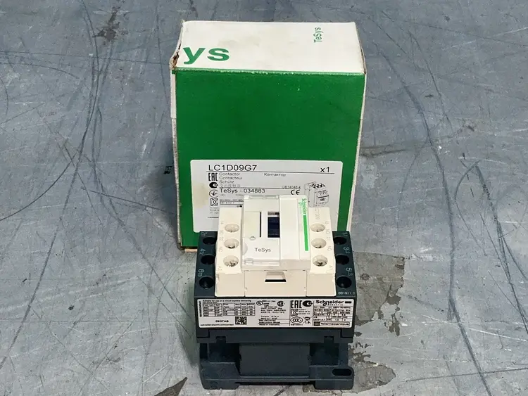 Used SCHNEIDER ELECTRIC LC1D09G7 PLC Contactors Ohio US | HGR 24 #1518471