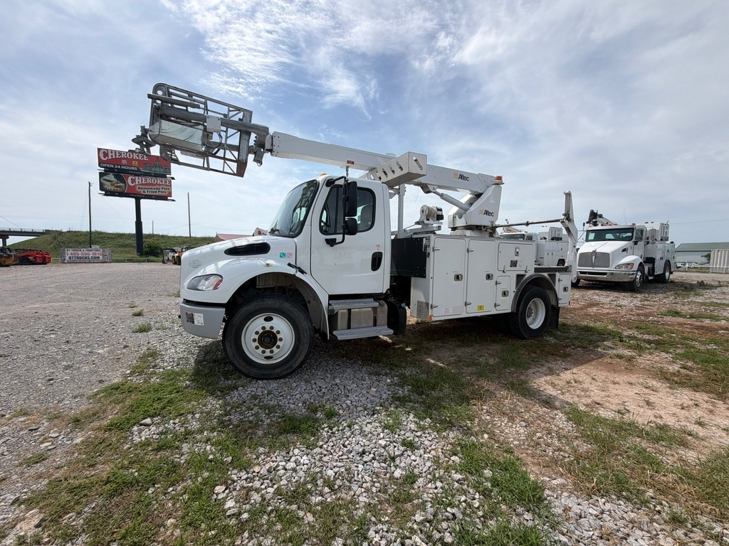 Used 2020 FREIGHTLINER M2-106 Tractors & Trailers Oklahoma US | OT Truck & Tractor Sales #1377349