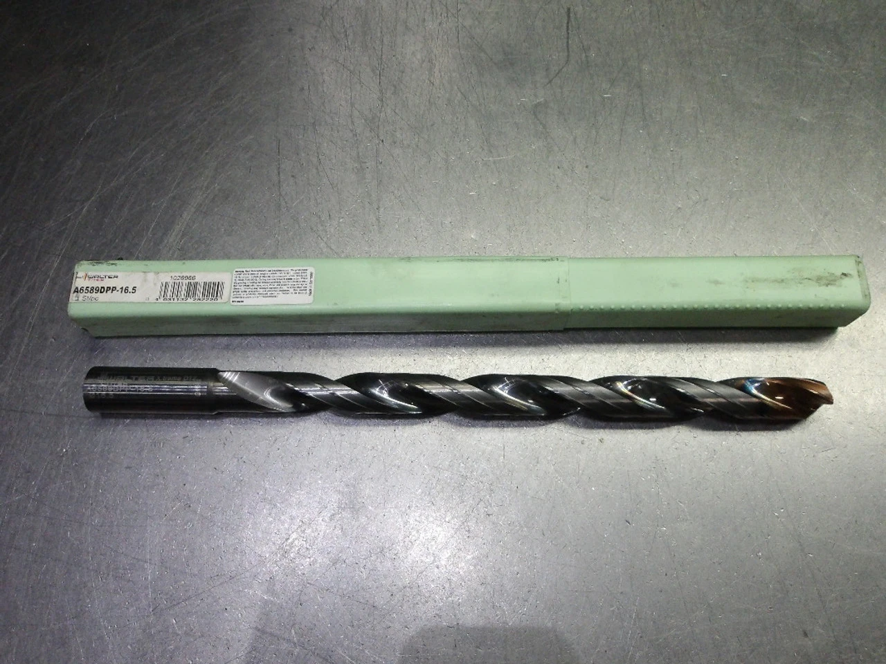 Walter 16.5mm Coolant Thru 12xd Carbide Drill 18mm Shank A6589DPP-16.5 (LOC2200)