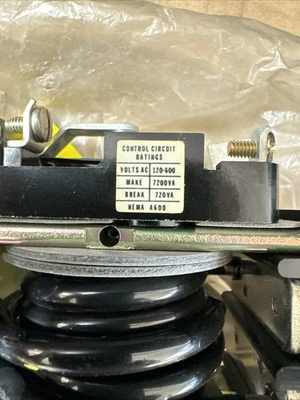 NEW Allen-Bradley 810-A16A