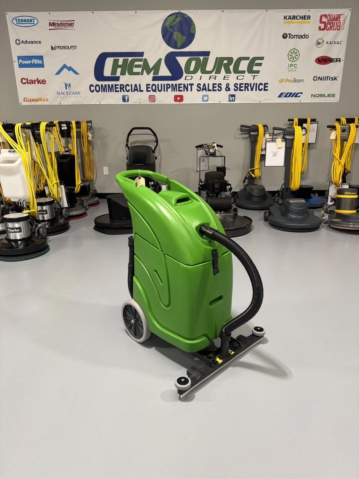 Mosquito 16 Gallon Wet/Dry Vacuum NEW