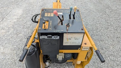 USED 2015 VERMEER RTX250