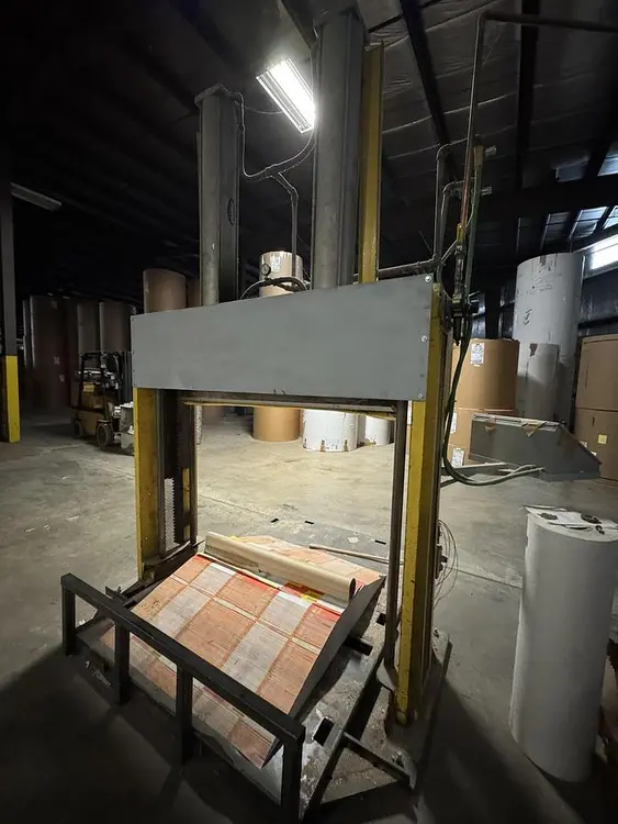 Used ROLL SPLITTER PNEUMATIC Roll Splitters Pennsylvania US | Global Equipment International, LLC #1488067