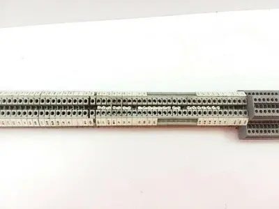 Allen Bradley 1492-J4 133 Assorted Terminal Blocks