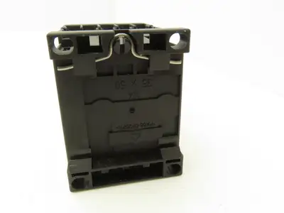 Siemens 3RT2015-1AF02 Contactor 7.5HP 3PH 575VAC 20A 2NC Lot of 6