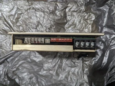 USED ANILAM SMA-7215-200-1  5 LED