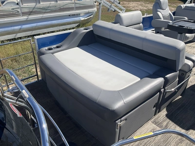 Used 2022 GODFREY SWEETWATER Boats (Misc) Michigan US | Miedema Asset Management Group #1474489