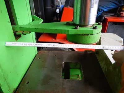 USED HYDROPRESSE 25 TON