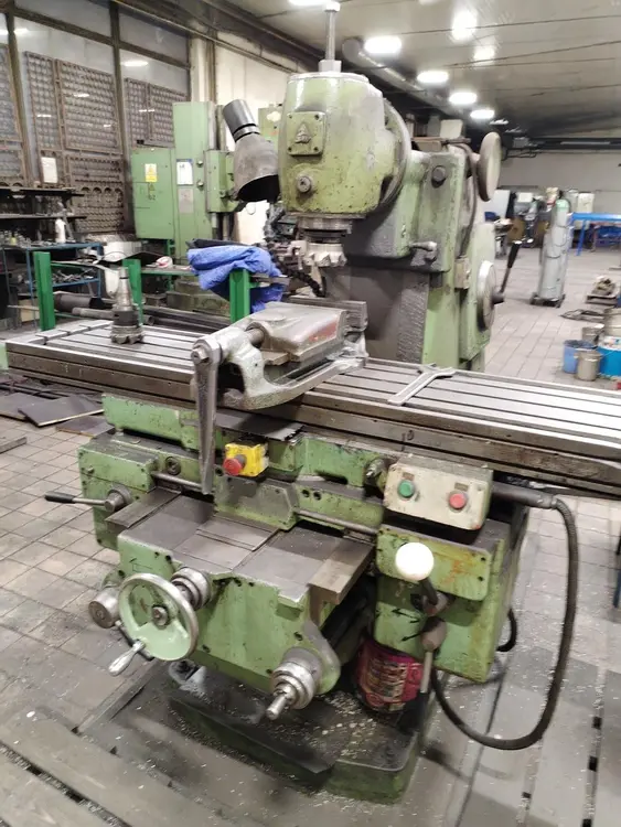 Used TOS FA 4 U Universal Mills | Amaron s.r.o. #1061000
