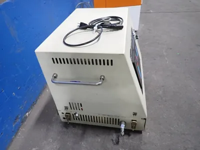 USED VIC LEAK DETECTION MD290M