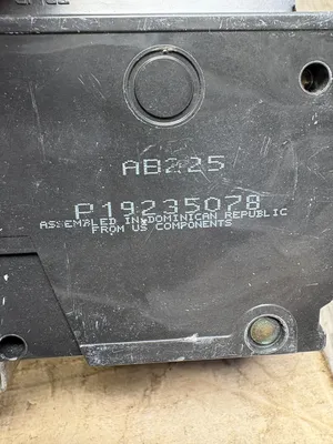 Used GENERAL ELECTRIC THHQB225 Circuit Breakers South Carolina US | ESS Industrial Equipment Sales #1251369