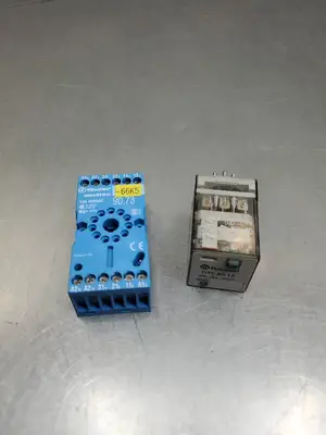 Used Finder TYPE 60.13 10A 250V Relay w/ Finder 90.73 10A/400V Relay Base Relays & Switches | Palmetto Automation #1149893