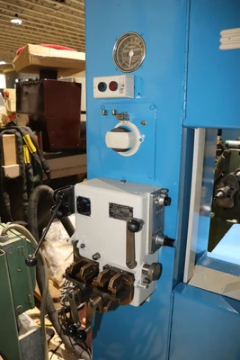 USED DOALL V-26