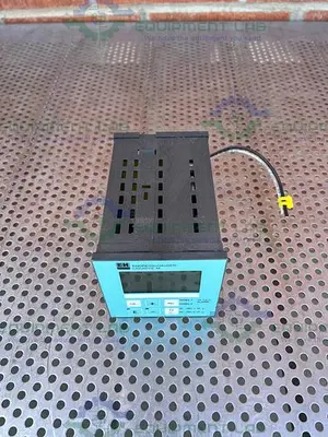 USED ENDRESS + HAUSER LIQUISYS M CONDUCTIVITY TRANSMITTER  -50°C TO 150°C