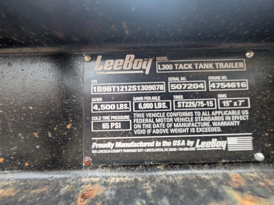 2025 LEEBOY L300T Asphalt Distributor | Mid South Machinery (6)
