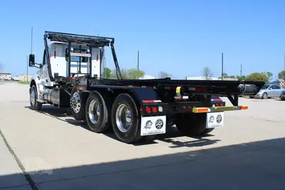 New | in-Stock 2027 PETERBILT 548 Rolloff Trucks Texas US | Roll Off Truck World #1492012