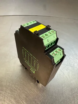 Murr Elektronic 22215 Relay / 22-215 - 250 VAC 25 VA (4c-39)