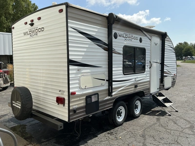 Used 2018 WILDWOOD XLITE Campers, Caravans, Motorhomes Michigan US | Miedema Asset Management Group #1423309
