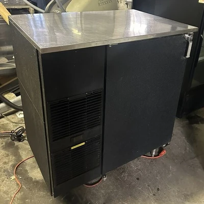 174-0213 Glastender BB36 L-BN 36" Self Contained Back Bar Cooler