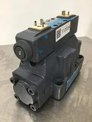 USED VICKERS DG4V-3-6C-M-U-HL7-60-B13