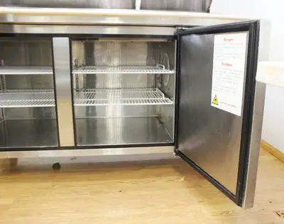 BISON BPT 67", 2 Door, Pizza Prep Table Refrigerator Commercial NSF
