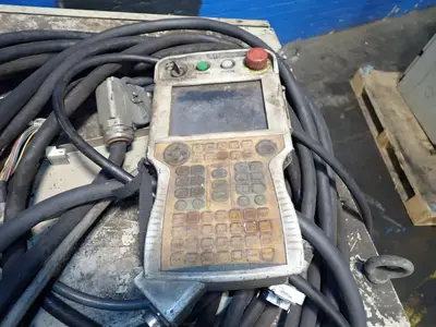 USED 2013 YASKAWA MOTOMAN MH6