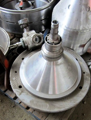 Alfa-Laval CRPX 714 HGV-14C peel oil separator, 316SS.