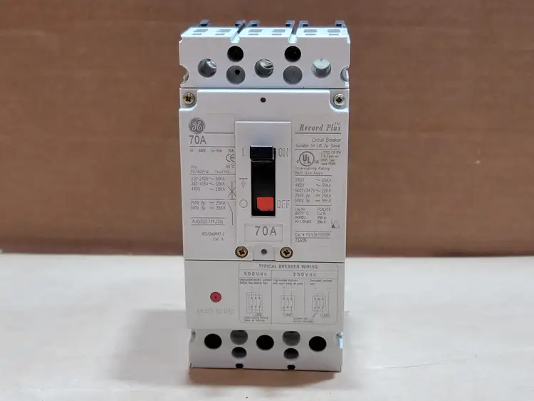 Used GENERAL ELECTRIC FCV36TE070R Switchgears British Columbia CA | Lenmark #835536