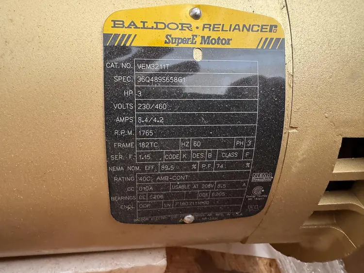 New | in-Stock BALDOR RELIANCE INDUSTRIAL MOTORS VEM3211T Motors (misc) Ohio US | Regal Equipment Inc #219265