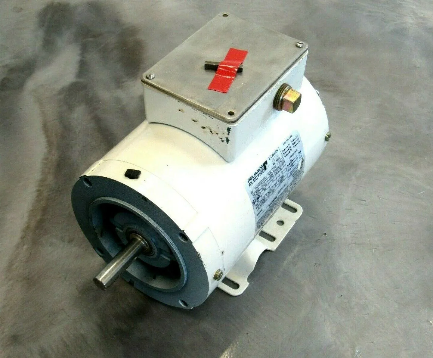 NEW RELIANCE ELECTRIC P56X4701M MOTOR 3/4HP 208-230/460V 3450RPM 2-1/4"x5/8"