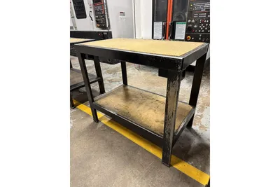 Used _UNKNOWN_ _UNKNOWN_ Work Benches Utah US | KD Auctions #1553842