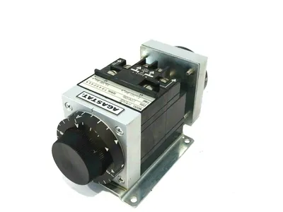 USED AGASTAT 7032-ADD TIME DELAY RELAY 7032ADD