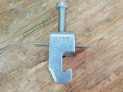 1" Conduit Strut Clamp 055