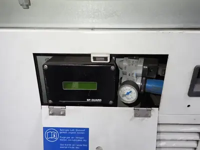 USED LEYBOLD SP250