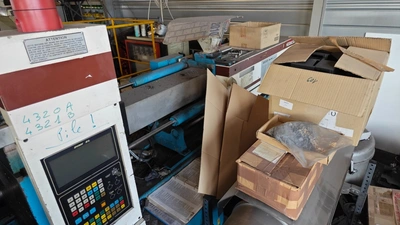 NEGRI BOSSI Injection Moulding Machine, in good condition