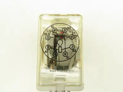 Allen Bradley 700-HA32Z24 Ice Cube Relay 10A 24VDC 8-Pin Ser A  Lot of 6