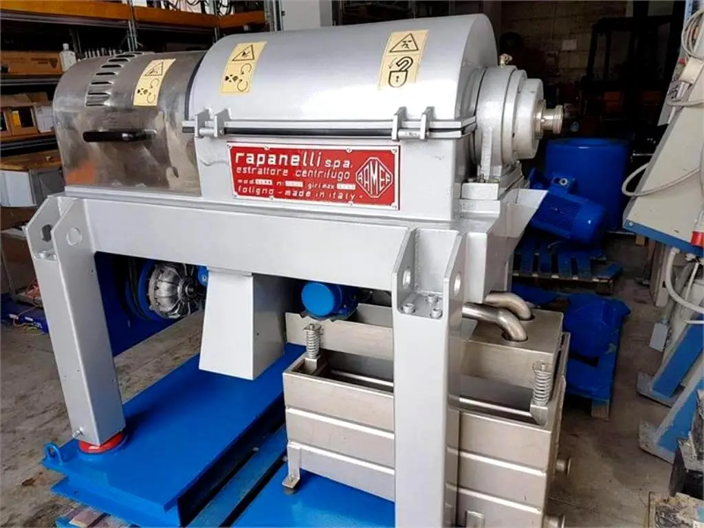 Rapanelli ZERO decanter centrifuge, 316SS.
