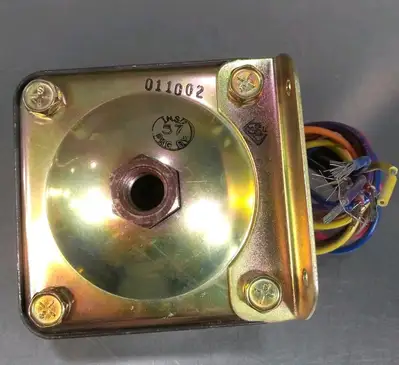 Barksdale D2H-A80SS Pressure or Vacuum Actuated Switch Loc5B19