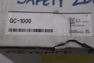 Keyence GC-1000 Industrial Safety Controller Ethernet LCD STOCK 1416CC