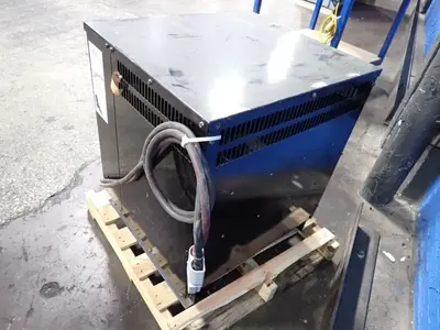 USED KW POWERSOURCE 181050F3B22