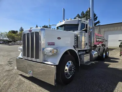 USED 2020 PETERBILT 389