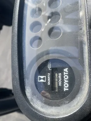 USED TOYOTA 42-6FGCU25