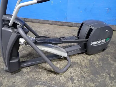 USED PRECOR EFX524
