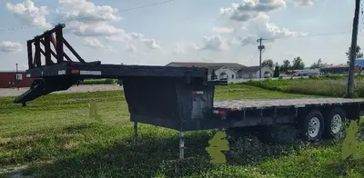 Used 2004 CUSTOM BUILT 33 FOOT X 102" Flatbed Trailers Michigan US | Proxy Equipment #1378404