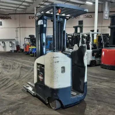USED 2019 CROWN RR5725-45
