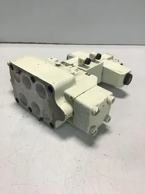 USED VICKERS DG5V-H8-6C-E-T-P7-H-80-JA541
